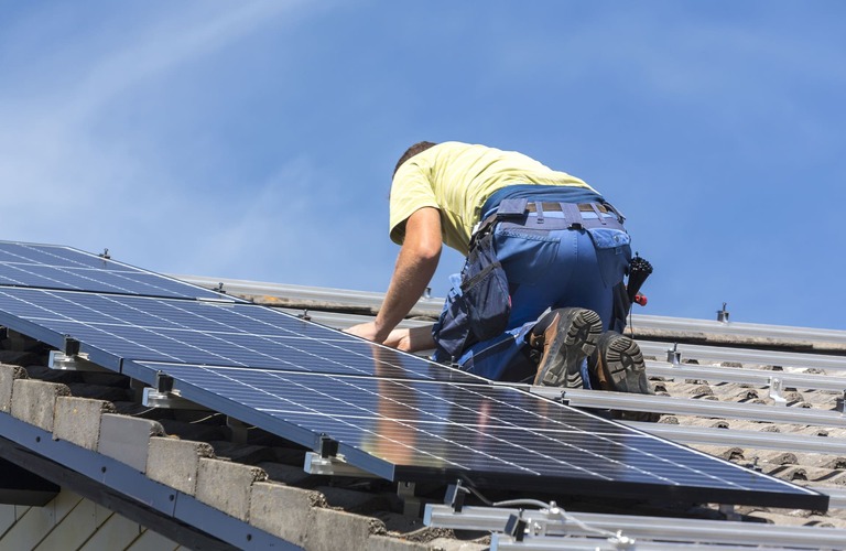 戸建てに対応 | 茨城の太陽光ならOZ電設